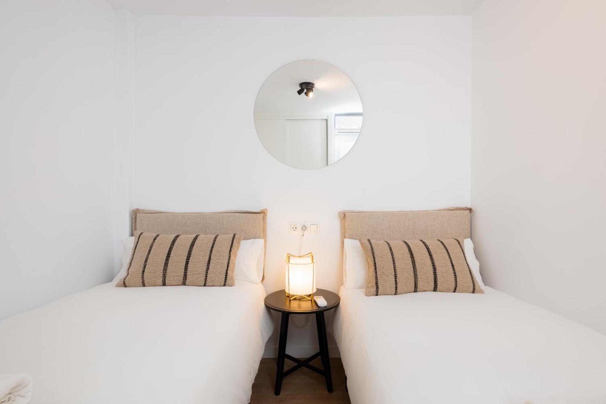C36 Elegant 2 Bdr Amazing Views Apartment Málaga